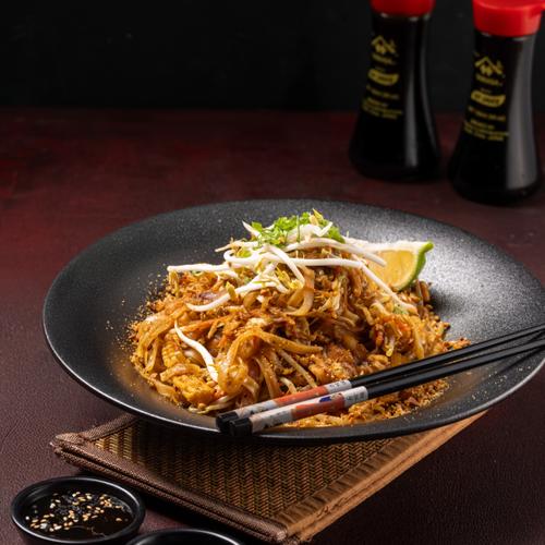 Chopsticks Pad Thai