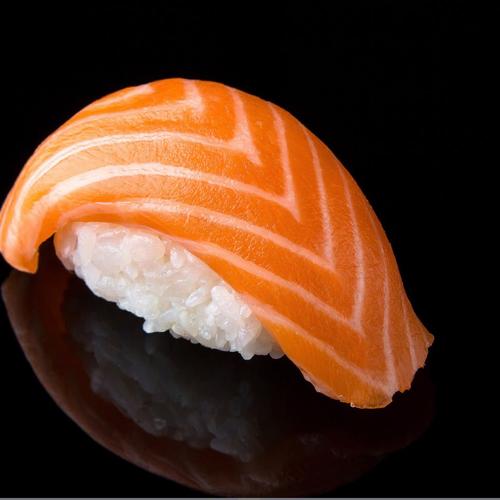 Nigiri Salmon